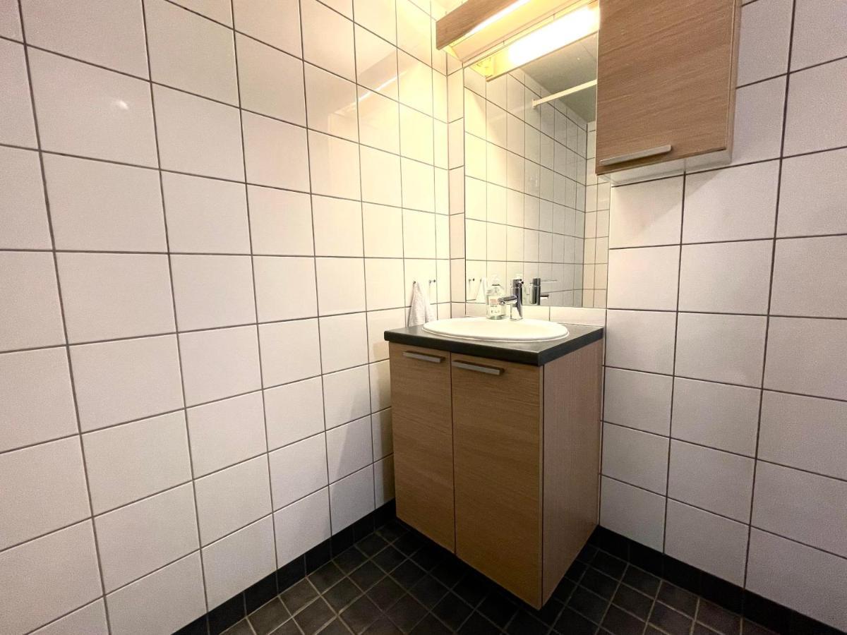 Moon Apartment Near The Centre ! Free Parking Available ! Trondheim Esterno foto