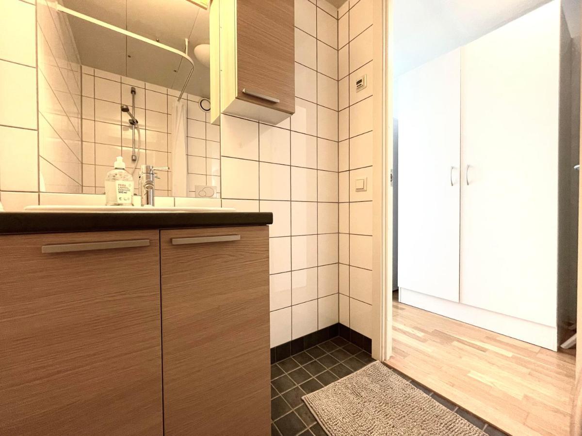 Moon Apartment Near The Centre ! Free Parking Available ! Trondheim Esterno foto